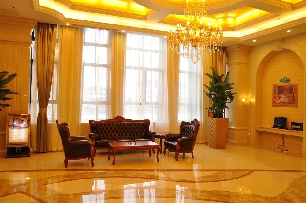 Vienna Hotel Sh Fengxian Nanqiao Jinhai Road Shanghai Exteriör bild